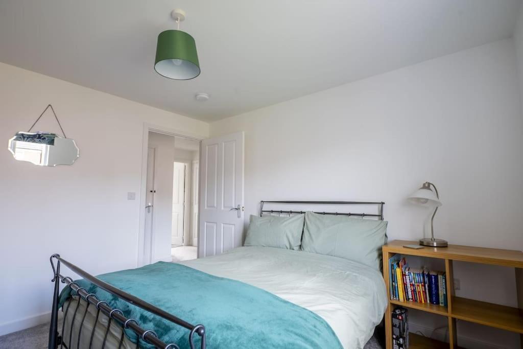 Cosy 3 Bed Near Beaches, Cardiff & Brecon Beacons Villa Coity ภายนอก รูปภาพ